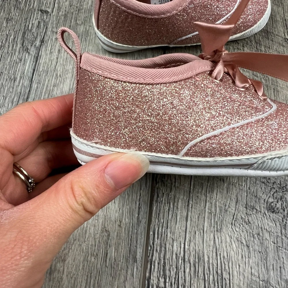 Oshkosh B’Gosh Pink‎ Sparkle Shoes